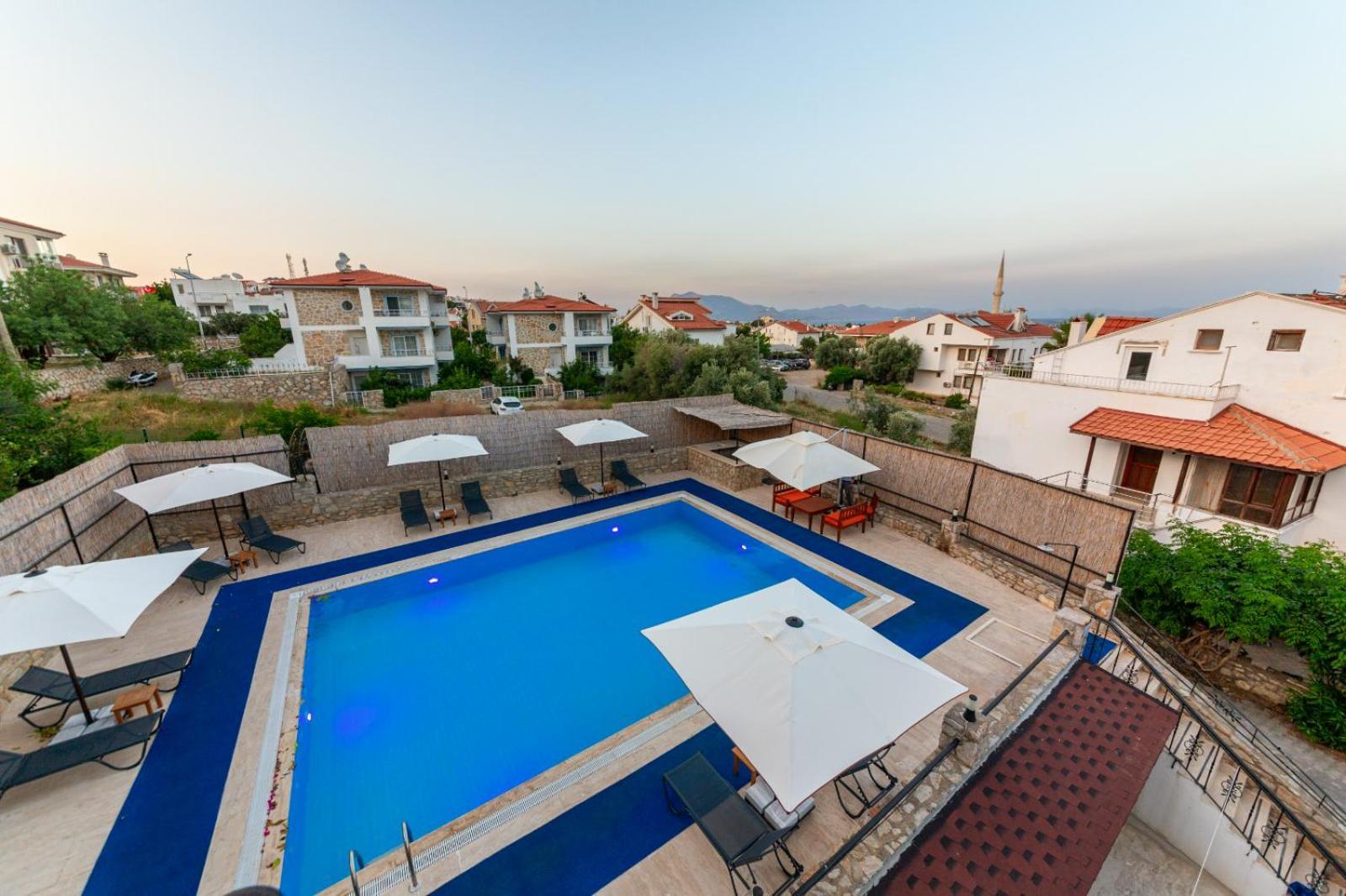 Oezguem Suite Otel Datça Buitenkant foto
