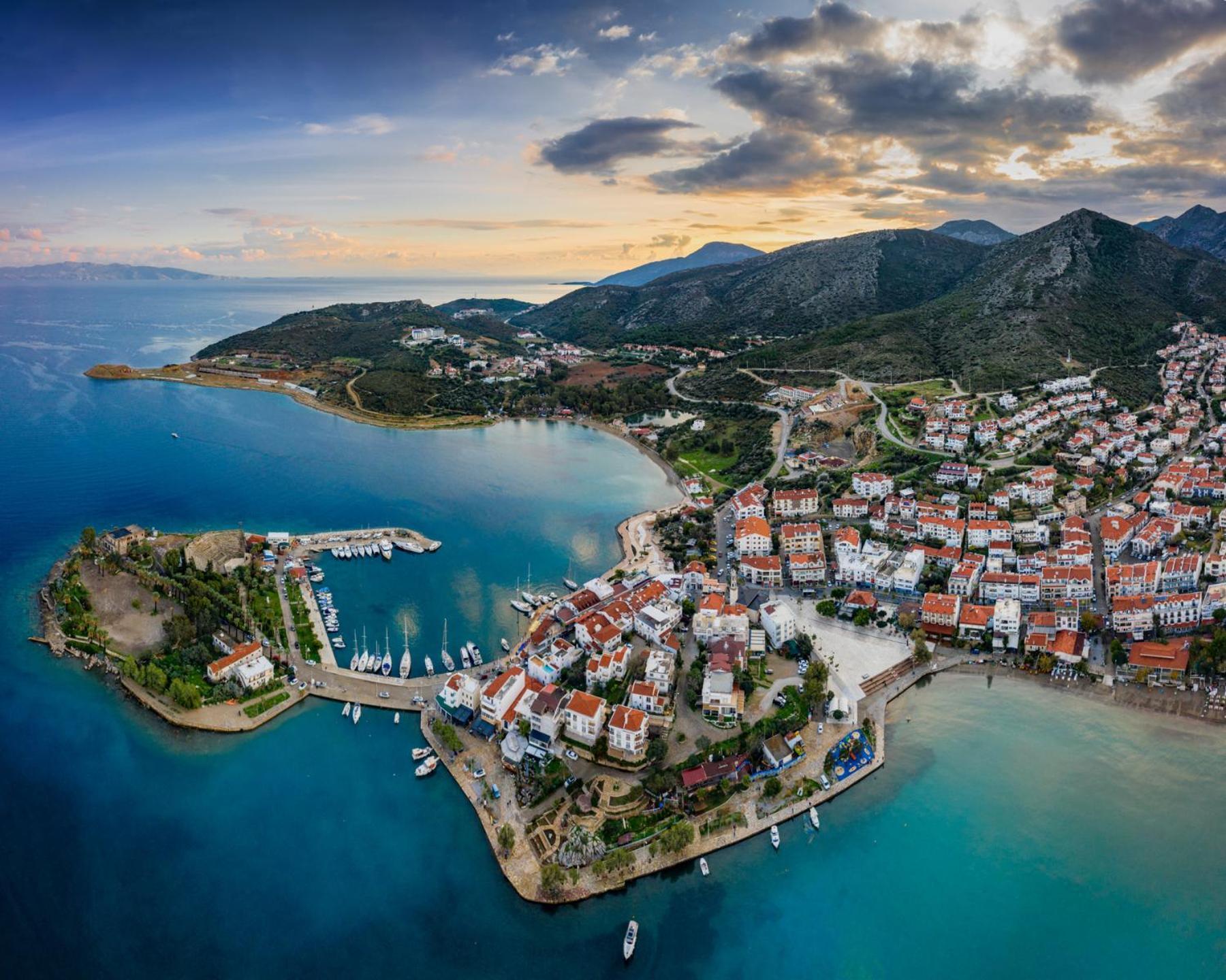 Oezguem Suite Otel Datça Buitenkant foto