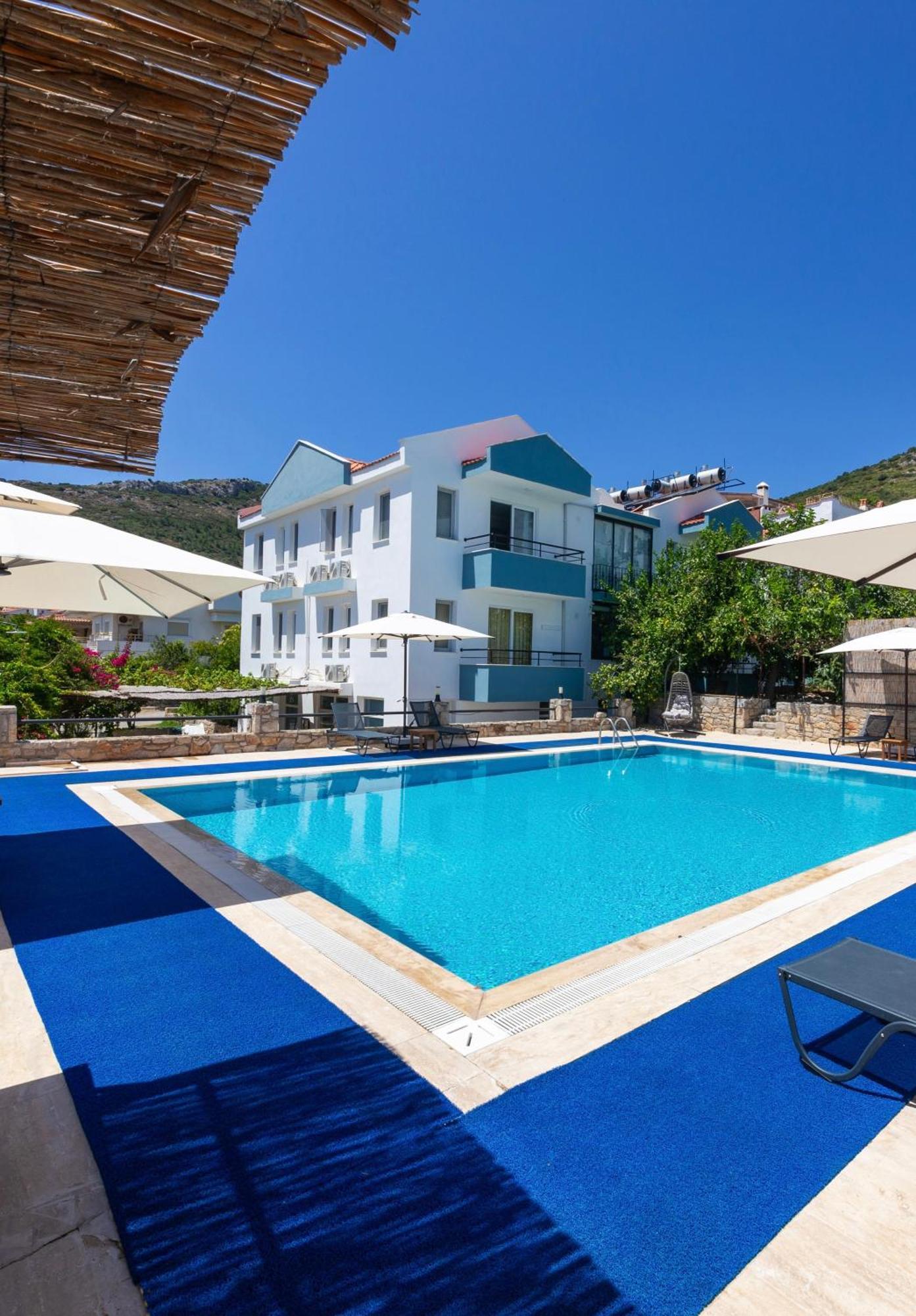 Oezguem Suite Otel Datça Buitenkant foto
