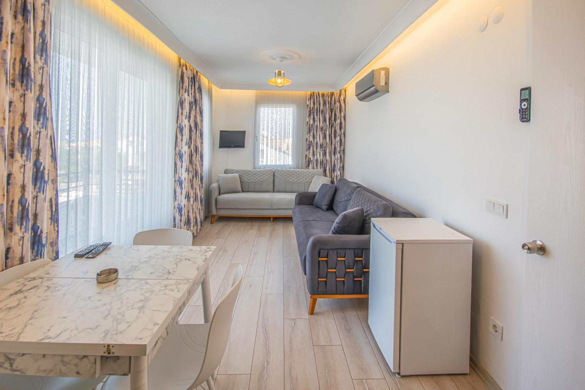 Oezguem Suite Otel Datça Buitenkant foto