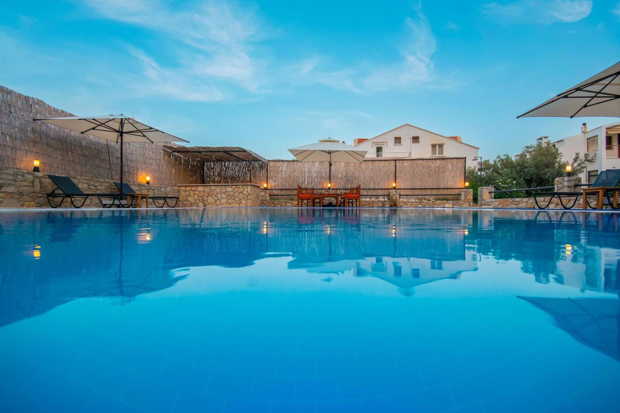 Oezguem Suite Otel Datça Buitenkant foto