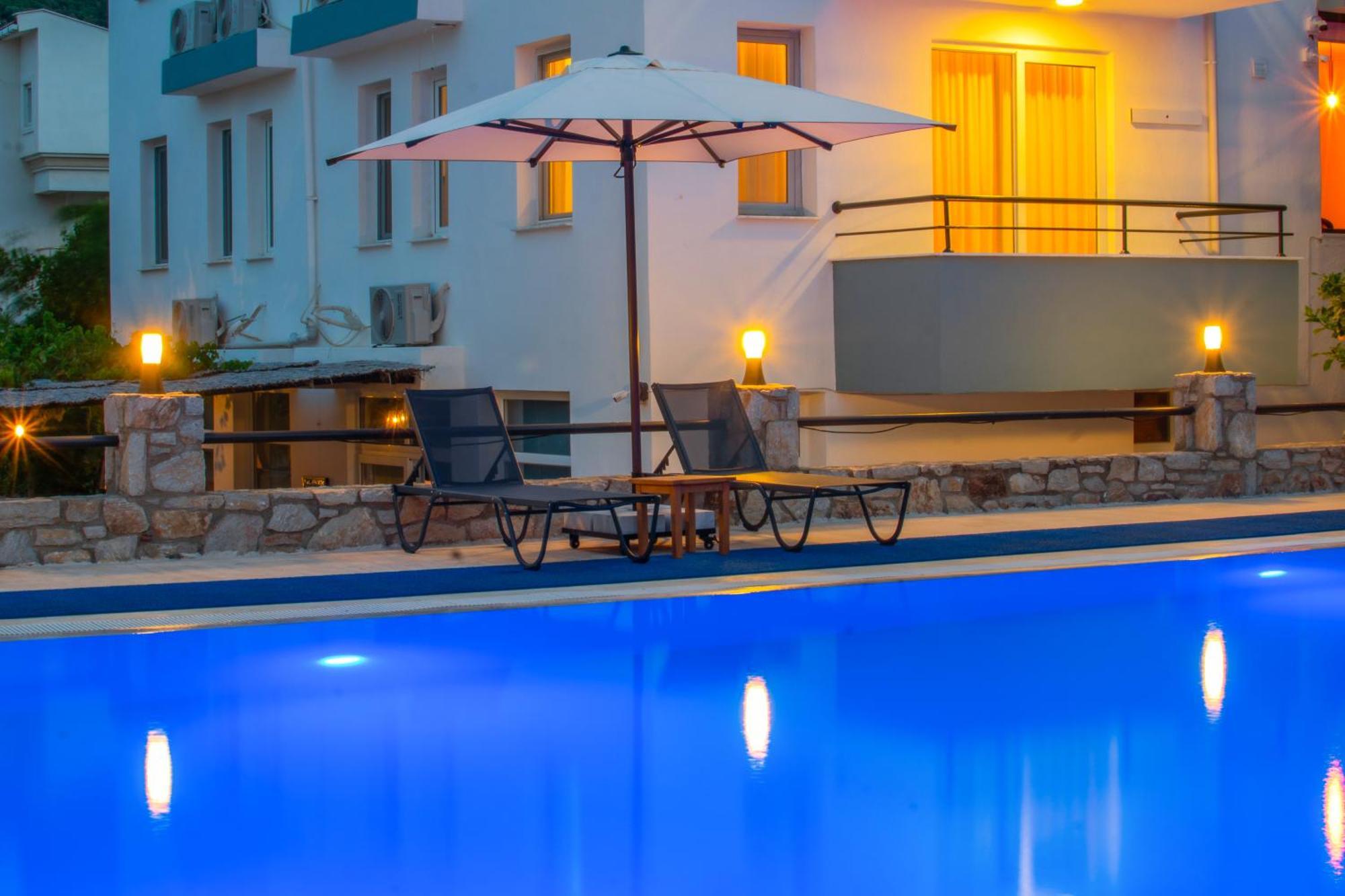 Oezguem Suite Otel Datça Buitenkant foto